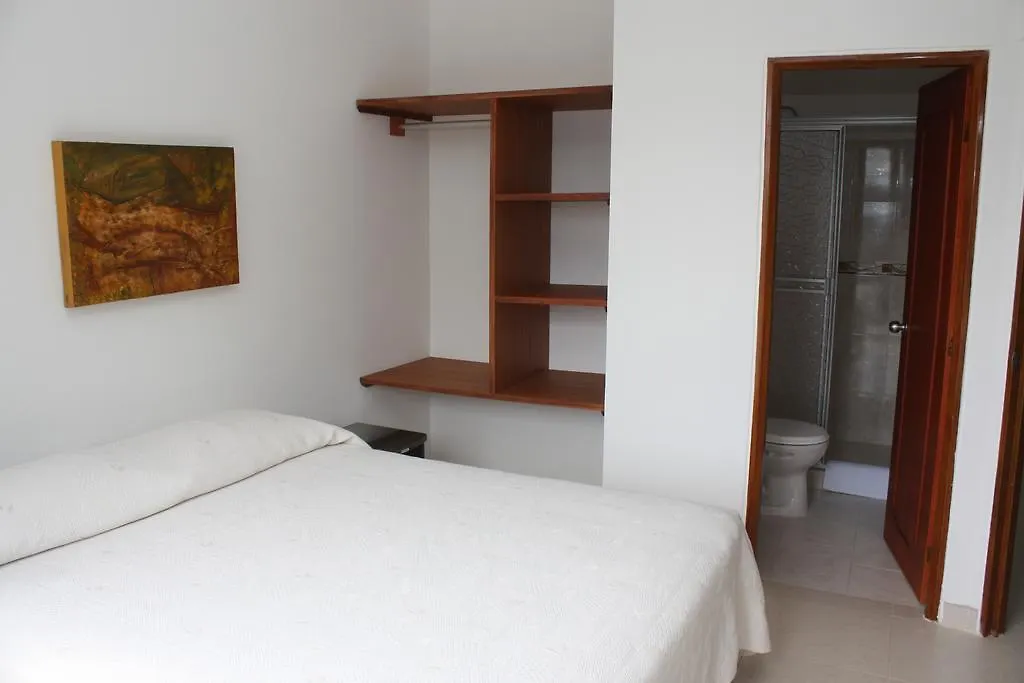 Hotel Puerta De Alcala Βιλιαβισένσιο