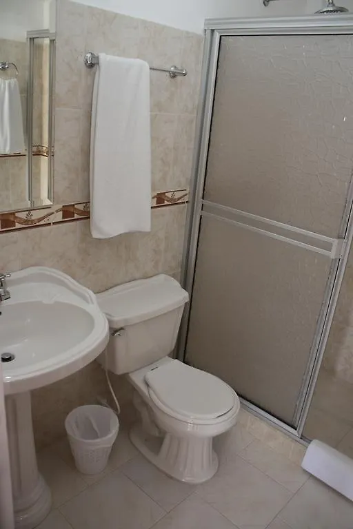 ***  Hotel Puerta De Alcala Βιλιαβισένσιο Κολομβία