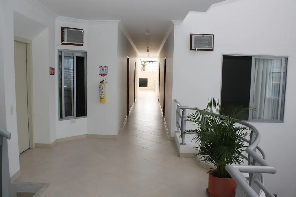 Hotel Puerta De Alcala Βιλιαβισένσιο